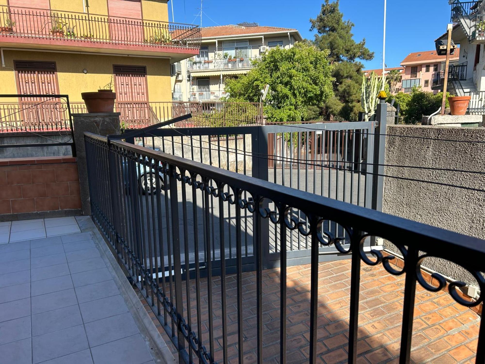 Appartamento Relax - Mare Cannizzaro - Aci Castello Catania Exterior photo